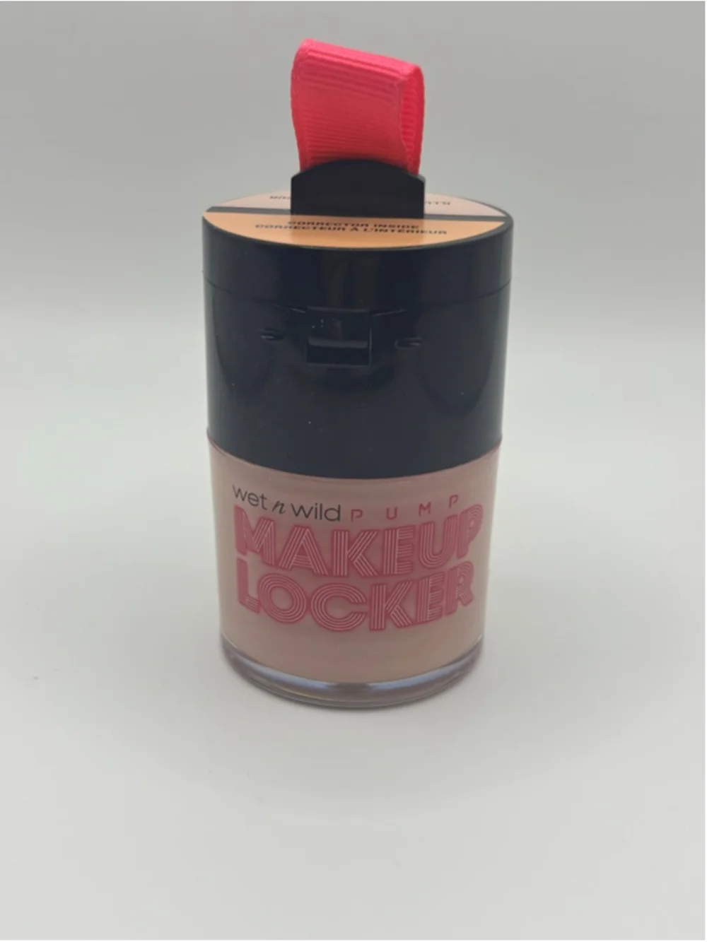 Wet n Wild Pump Makeup Locker BB Cream Light 174 Highlighter Corrector 3-in-1 Ne